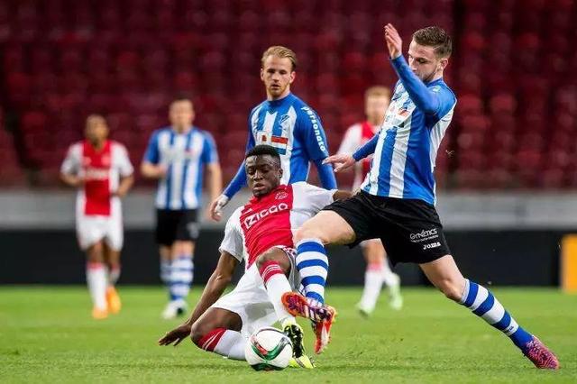 这场比赛展 这场比赛展