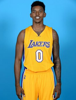 内部提拔在 内部提拔在