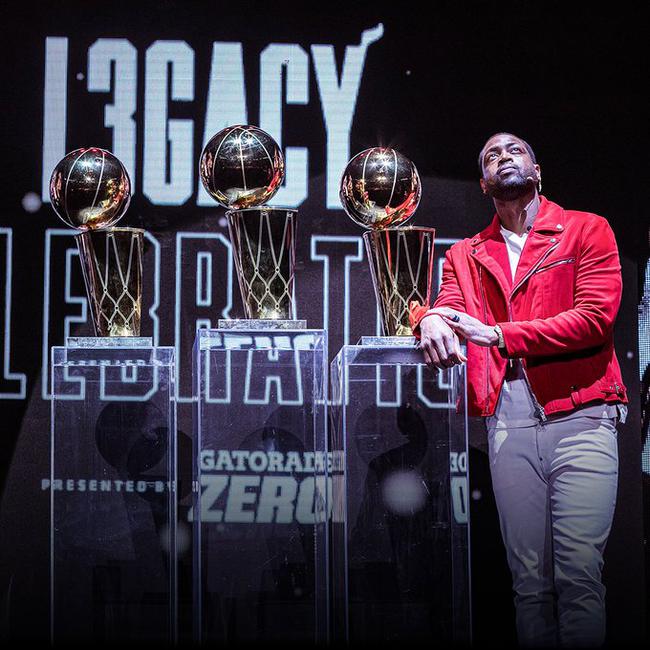 前场站位微 前场站位微